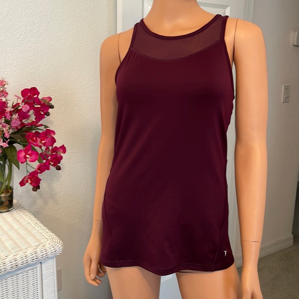 LIKE NEW OLD NAVY ACTIVE sports tank. Size S. Plum/purple color. BUILT IN BRA